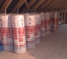 Mon amie la laine de verre est arrivé, épaisseur 200mm pour mettre entre poutre