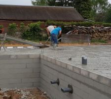 R&eacute;alisation du vide sanitaire + coulage de la dalle