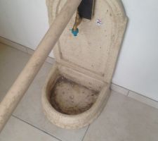 Installation de la fontaine pour zone de jardin d'hivers