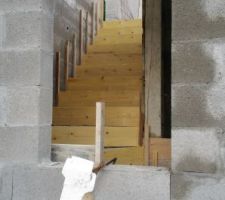 Coffrage pour l'escalier b&eacute;ton