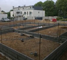 Travaux du 16 mai : soubassement.