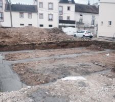 Les fondations toutes fraîches
30*80