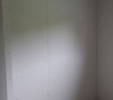 Chambre 2 (étage), placard