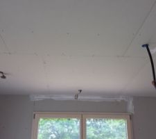 Plafond de la cuisine, et emplacement des futurs spots