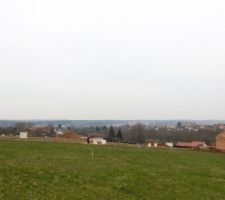 Vu arri&eacute;r&eacute; du terrain