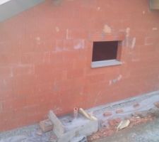 Socle béton pour unité extérieure PAC