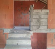 Muret agglos 20 + retour étage