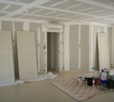 Le d&eacute;but des peintures ?