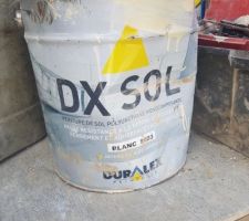 Peinture utilisée pour les seuils de fenêtre avant