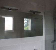 Salle de bains parentale - Installation sanitaires et meubles
Meuble et mirroir
Paroi de douche