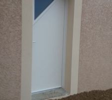 Terrassement seuil de porte