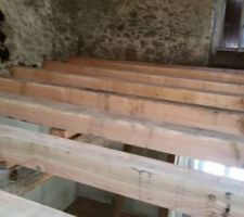 Poutres mises en place.