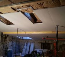 Placo pour plafond.