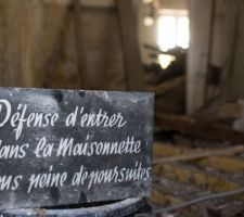 Destruction de l'ancien plancher du grenier