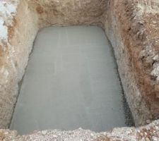 Coulage du béton de propreté