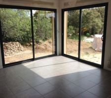 Les travaux arrivent à leur fin.la maison prend forme
