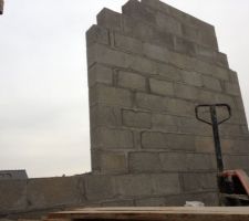 Fin de la ma&ccedil;onnerie, &eacute;l&eacute;vation des murs + r&eacute;glage des d&eacute;tails