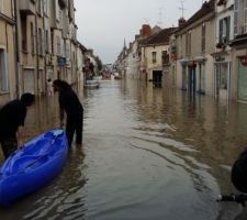 Petite pensée a ceux qui habite dans ma ville voisine(Nemours).