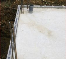 Rajout de raidisseurs avec un scellement chimique dans le plancher poutrelles-hourdis