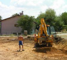 Le jour du terrassement avec mon frère on a fait du bon boulot