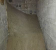 Fermeture acc&egrave;s pignon et cr&eacute;ation escalier b&eacute;ton