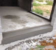 Fin de la partie Maçonnerie aujourd'hui, finition + étage terminés