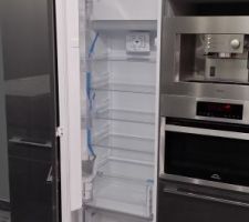 Enfin fini !!!
Notre cuisine...
Réfrigérateur intégré