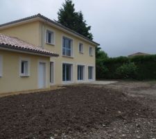 Maison après remise en place des terres