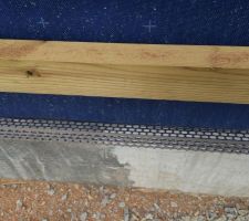 Début du bardage, grille de protection anti rongeur