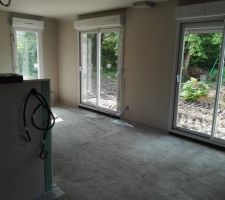 Vu de la cuisine vers le salon