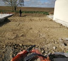 Terrassement après démolition de la dalle