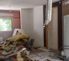 Mur entre cuisine et chambre demolli