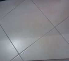 Carrelage salle,salon cuisine wc et cellier