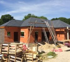 Çà prend forme