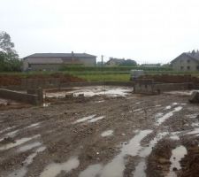 Terrassement ok et fondations en cours