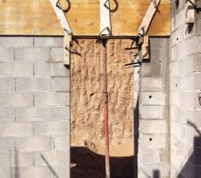 Linteau en cours, porte d'entr&eacute;e