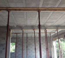 Dalle de l'&eacute;tage en pr&eacute;paration