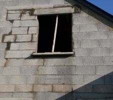 Reprise maçonnerie fenêtre décalée de 50cm