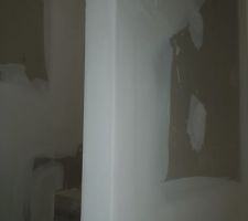 Lissage des murs (escalier).