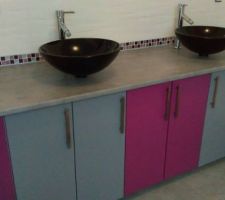 Montage meuble vasque sdb filles + installation vasque + robinets + evac