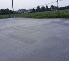 Dalle au dessus des chambres.