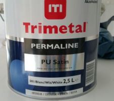 Peinture utilisée pour les portes