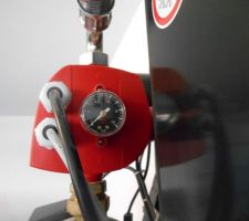 Le module "PAC" (pressostat)assurant l'enclenchement et le
déclenchement de la pompe en fonction de la pression