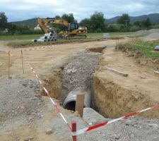 Les premi&egrave;res &eacute;gouts mises en place et suite de l'enfouissement du r&eacute;seau eau us&eacute; et eau courante