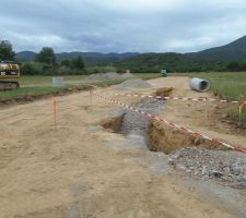 Les premi&egrave;res &eacute;gouts mises en place et suite de l'enfouissement du r&eacute;seau eau us&eacute; et eau courante