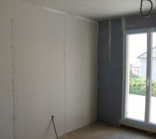 Porte-fen&ecirc;tre du bureau