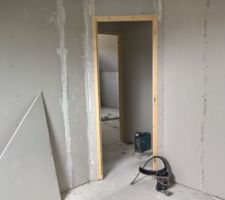 Début des bandes, chambre 4