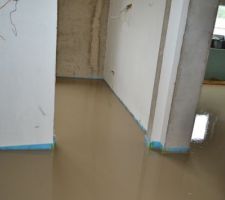 Chape liquide anhydrite