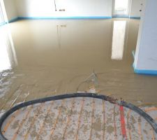 Chape liquide anhydrite