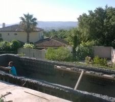 Coulage béton ( coffrage LEADER POOL)